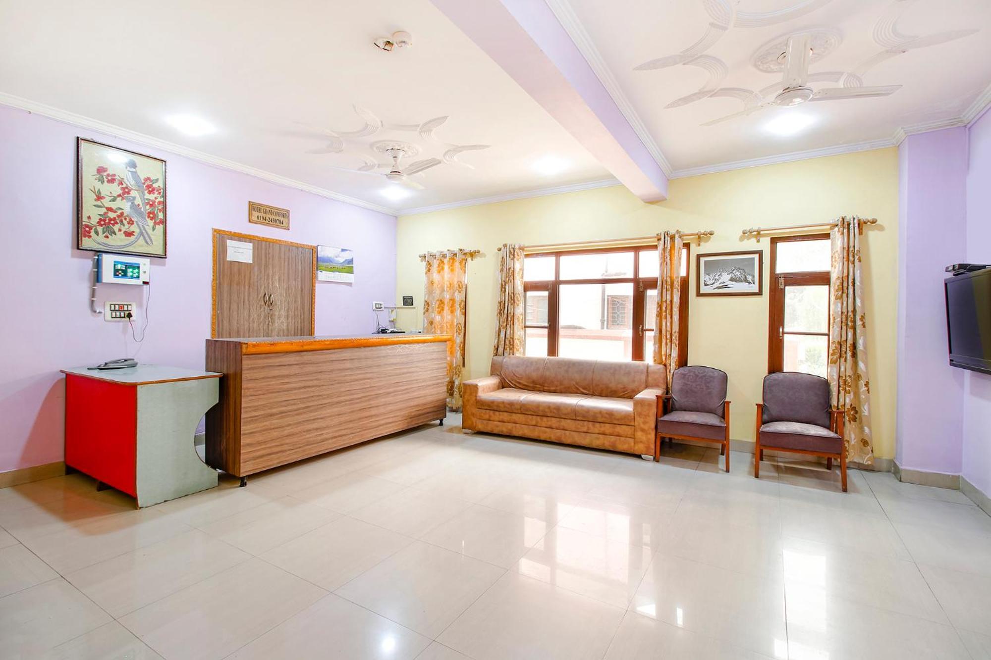 Haidarpur Fabhotel Grand Comforts מראה חיצוני תמונה